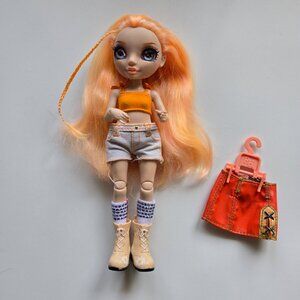 RAINBOW HIGH Fashion Doll - POPPY ROWAN
